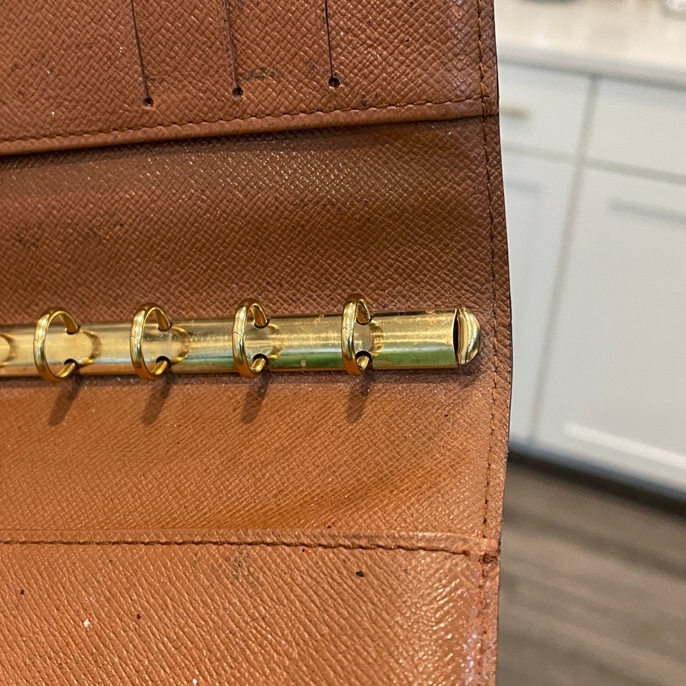 Louis Vuitton Monogram PM Agenda - Picture 11 of 17